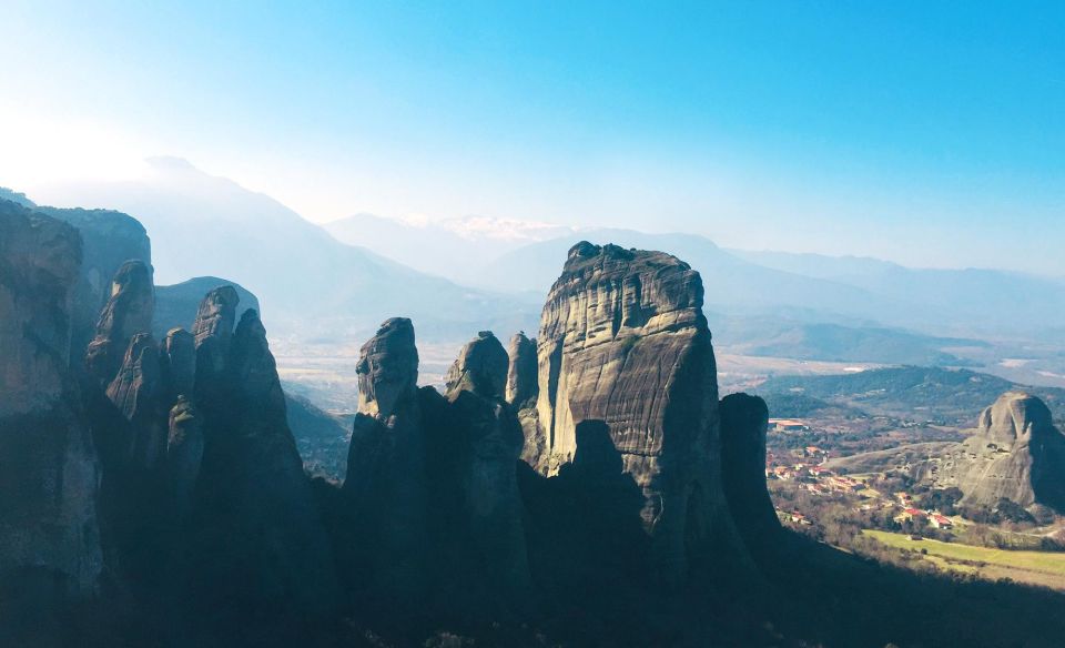 From Athens: Meteora Full-Day Trip With Guide on Luxury Bus - Departure and Meeting Point