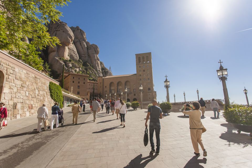 From Barcelona: Montserrat Half-Day Wine and Tapas Trip - Customer Feedback