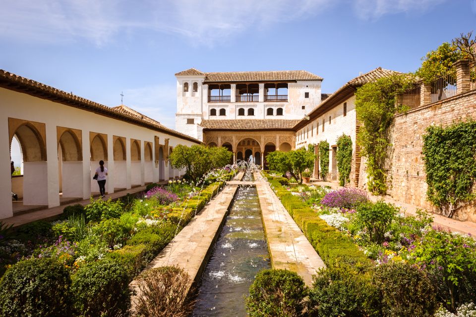 From Costa Del Sol: Granada, Alhambra & Generalife Day Tour - Meeting Point and Pickup