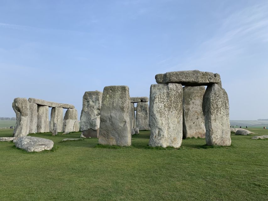 From London: Windsor Castle & Stonehenge Private Day Trip - Meeting Point and Directions