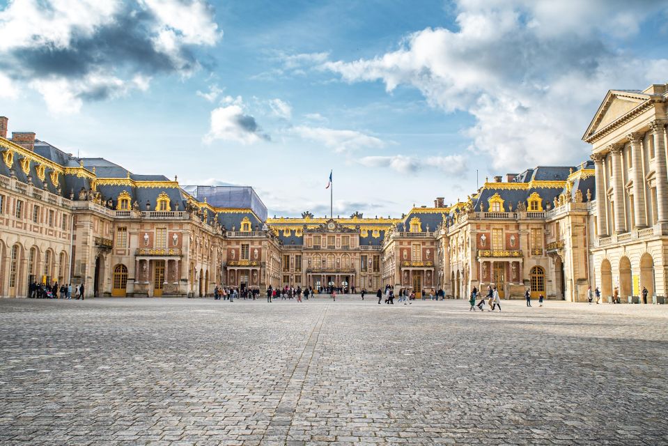 From Paris: Versailles Palace & Gardens Private Guided Tour - Accessibility and Languages