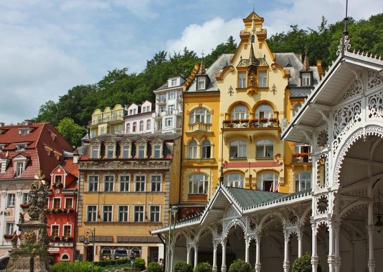 From Prague: Karlovy Vary Full-Day Tour - Inclusions and Duration