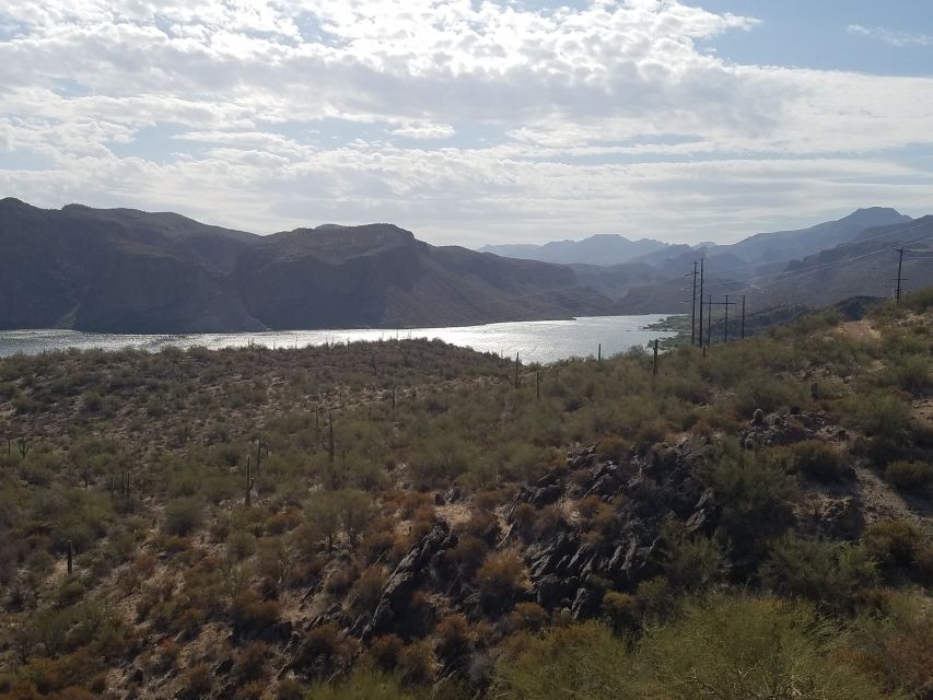 From Scottsdale/Phoenix: Apache Trail Day Tour - Historic Tortilla Flat