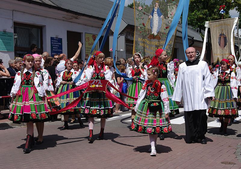 From Warsaw: Chopin & Masovian Country 1-Day Tour With Lunch - Maurzyce Etnographic Park