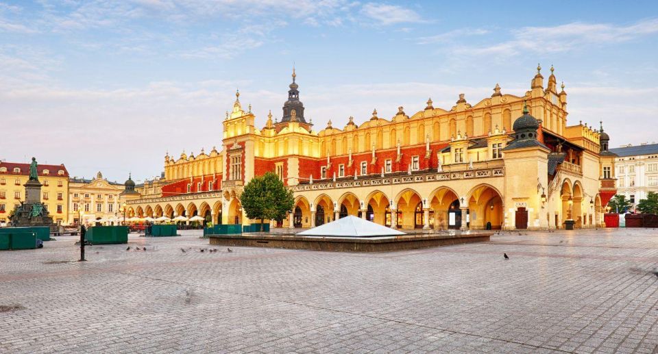 From Warsaw: Guided Tour to Wieliczka Salt Mine and Krakow - Exploring Historic Krakow