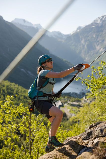 Geiranger: Rappelling Tour With Epic View - Equipment and Gear Provided