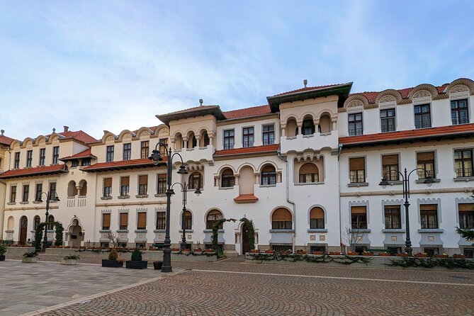 Half-Day Private Food and Wine Walking Tour Oradea Romania - Exploring Oradeas History