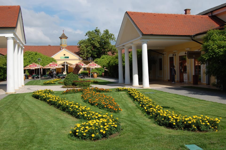 History and Culture Route in Spa Town Piestany - Exploring Thermia Palace