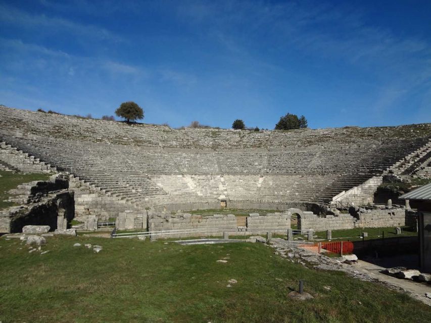 Ioannina: Dodoni Theater & Archaeological Museum Tour - Inclusions and Exclusions