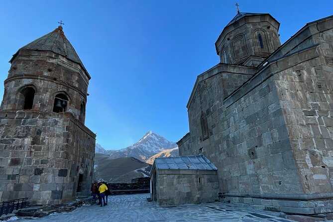 Kazbegi & Gudauri Group Tour From Tbilisi - Itinerary and Activities