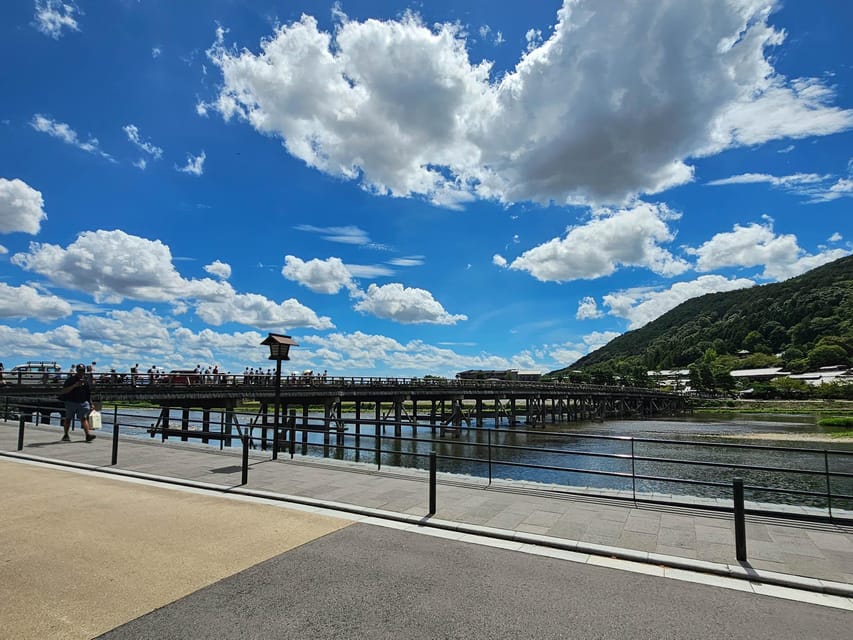 Kyoto: Arashiyama Bamboo Grove 3-Hour Guided Tour - Exploring Arashiyama District