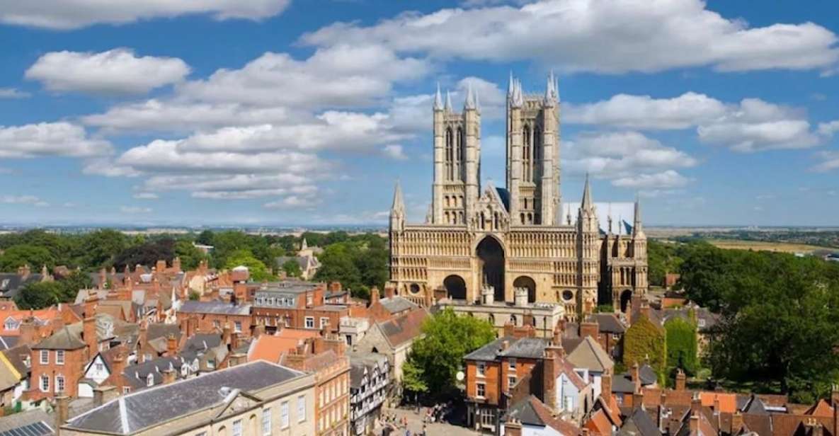 Lincoln: Private Guided Tour/Cathedral, Castle & Magna Carta - Pickup and Drop-off