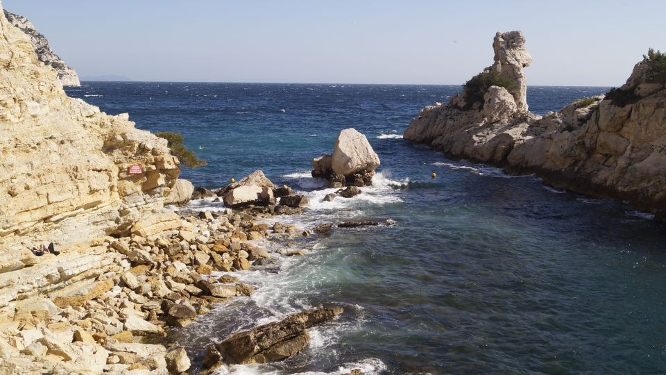 Marseille: Calanques National Park Guided Hike With Picnic - Numerous Photo Opportunities