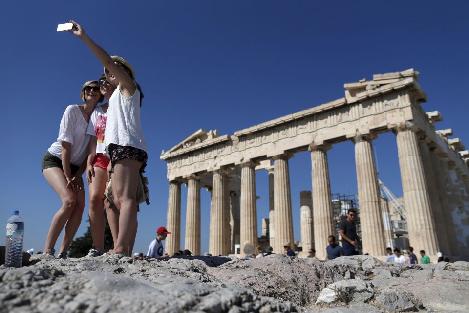 Meet Athens, Acropolis and Sounio on a Private Tour - Vouliagmeni Lake