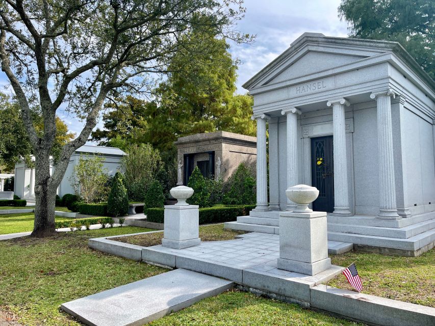 New Orleans: Millionaire's Tombs of Metairie Cemetery Tour - Exploring Millionaires Row