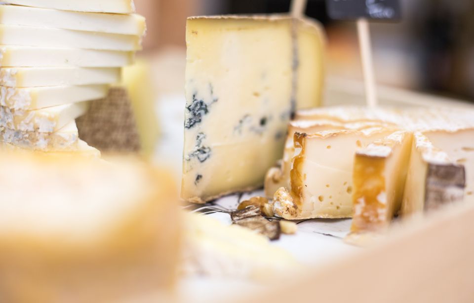 Paris: Cheese and Wine Tasting - Personalized Small-Group Experience