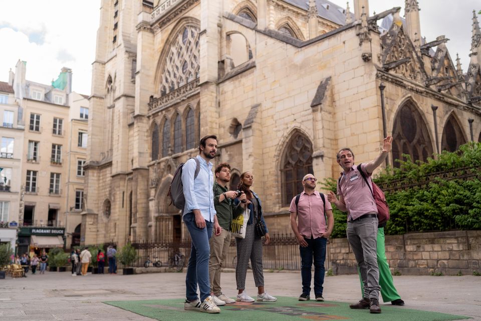 Paris: Iconic Neighborhoods Guided Walking Tour - Uncovering Covered Passages