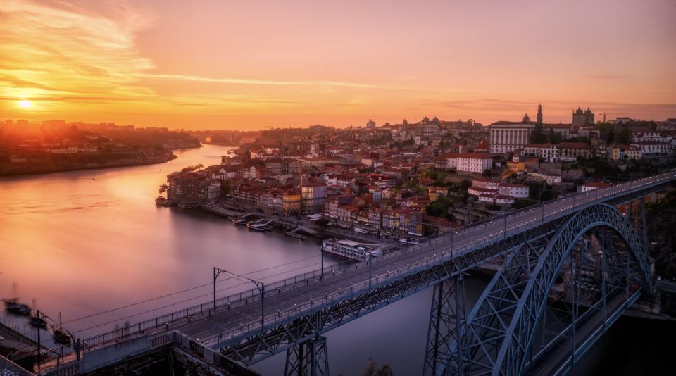 Porto: Premium Portuguese Food Tour and Sightseeing - Discovering Portos Gastronomy and Port Wine