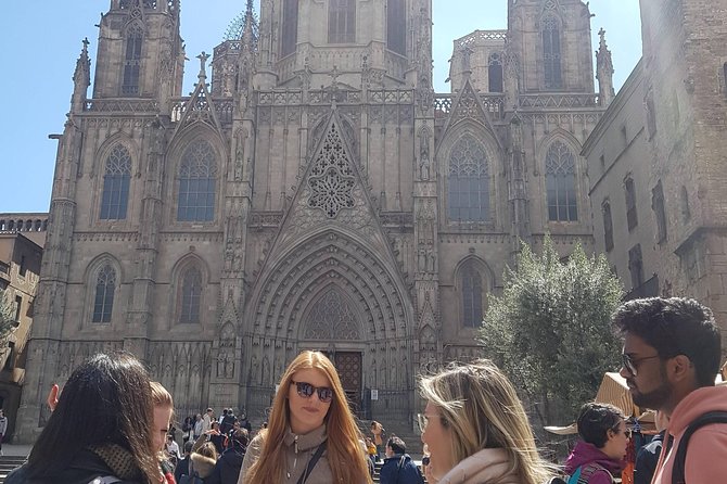 Private Barcelona Old Town and Gothic Quarter Walking Tour - Directions