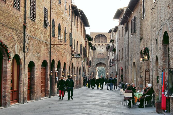 Private Day Trip to Siena, San Gimignano, Chianti and Pisa, From Florence - Exploring San Gimignano