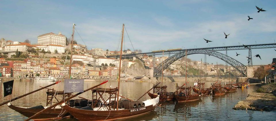 Private Porto Full-Day Tour From Lisbon - Crossing Dom Luis Bridge