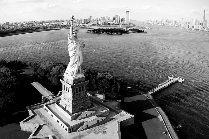 Private Statue of Liberty and Ellis Island Tour - Ellis Island Museum Highlights