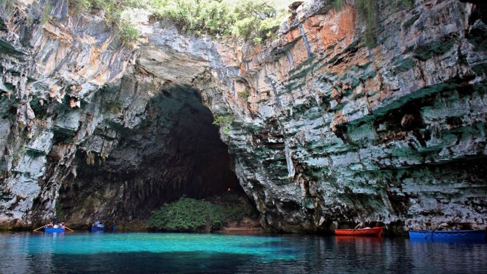 Private Tour: Melissani & Assos Village With Wine Tasting - Experience and Activities