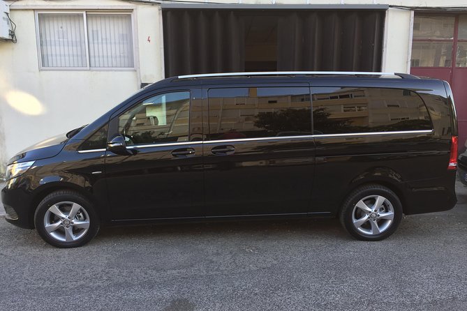 Private Transfer From or To Lisbon Airport - Personalized Experience