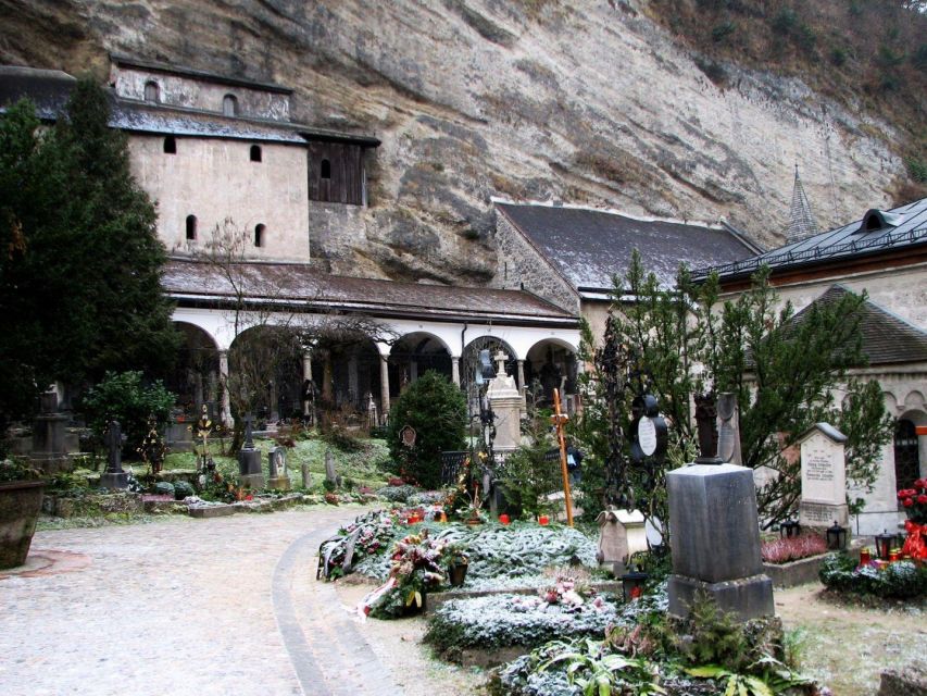 Salzburg:Self-Guided History & Architecture Audio Tour (ENG) - Saint Peters Abbey: Catacombs and Tombs