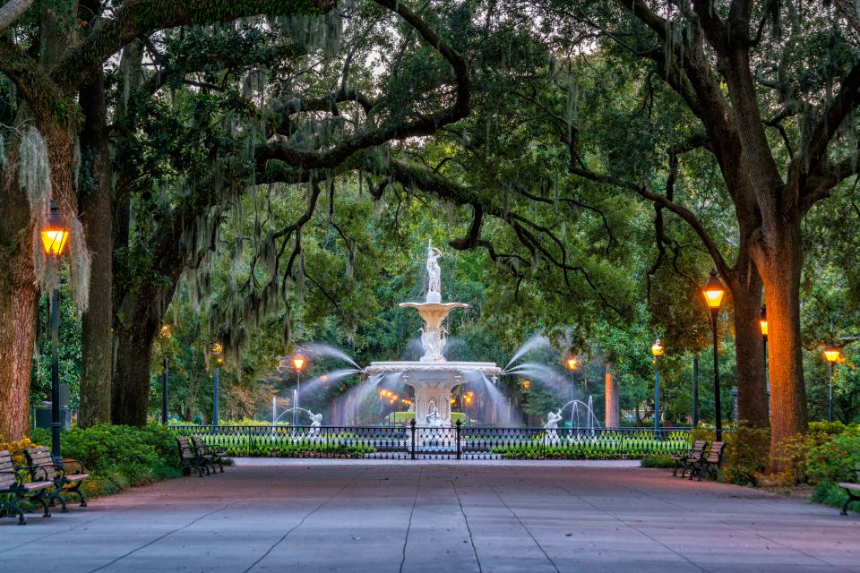 Savannah: Civil War History Pub Crawl - Expertise of Tour Guide