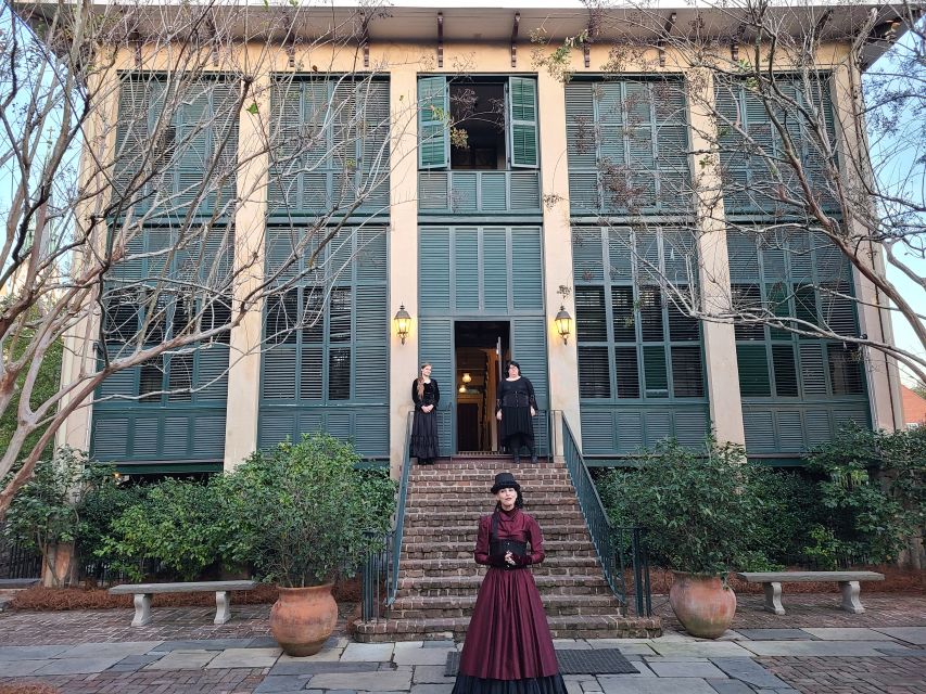 Savannah: Ghosts and Gravestones Tour With Low House Entry - Customer Reviews Summary