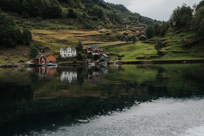 Scenic Hardangerfjord & Fyksesund RIB Adventure From Norheimsund - Gear and Attire