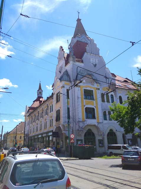 Timisoara: Dream Tour in Fabric Neighborhood - Break Time