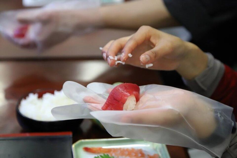 Tsukiji Fish Market Visit With Sushi Making Experience - Sushi-Making Workshop