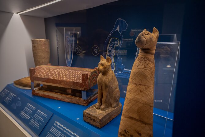 Turin: Egyptian Museum Monolingual Skip-The-Line Guided Mystery Tour,Small Group - Small Group Experience