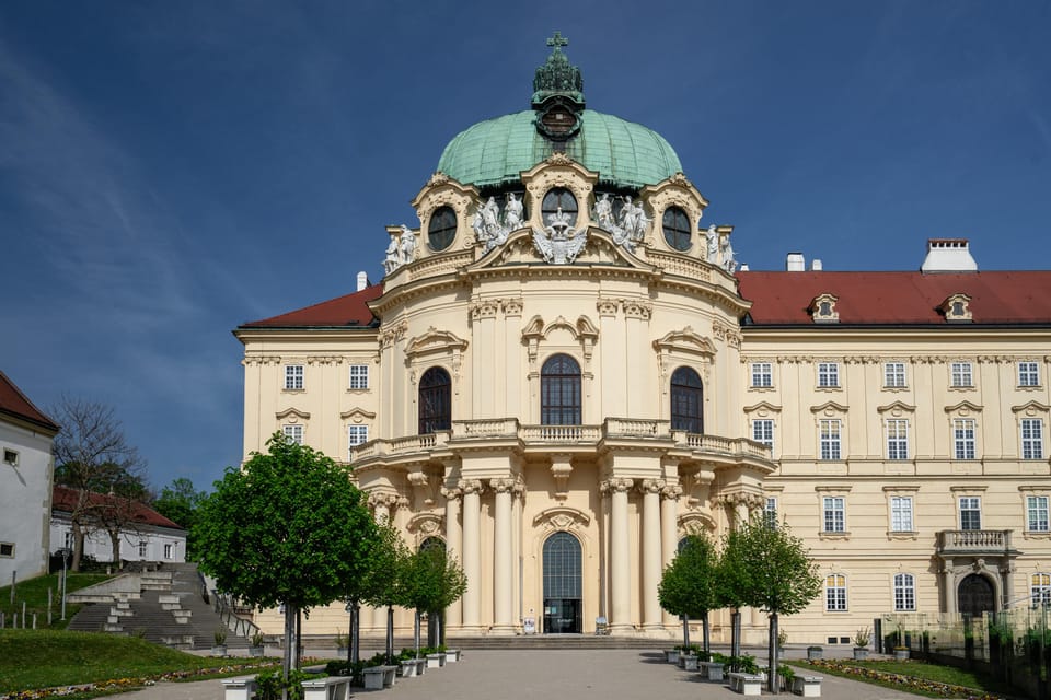 Vienna: Danube Valley 3 Castles and Wine Tasting Tour - Return