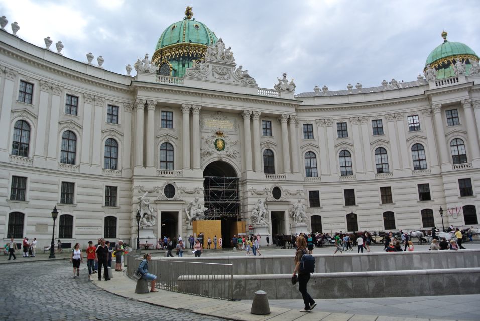 Vienna Ringstasse Self-Guided Walking Tour & Scavenger Hunt - Navigating the Self-Guided Experience