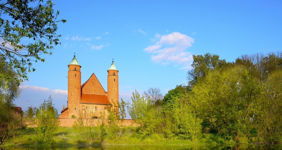 Warsaw: Half-Day Private Chopin Tour to Zelazowa Wola - Exploring the Chopin Museum