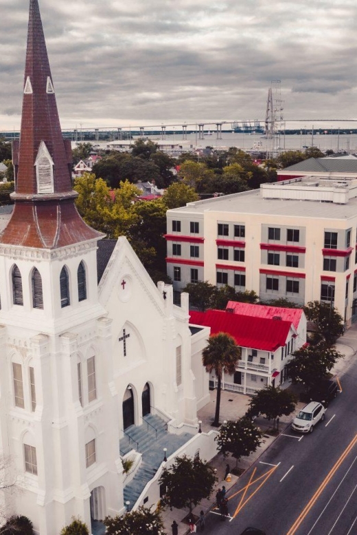 Yuletide Splendor: A Christmas Walking Tour in Charleston - Booking and Payment Details