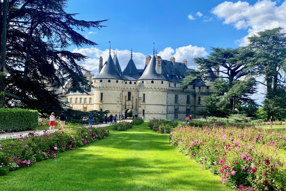 3-Day Private Loire Castles Trip 2 Wine Tastings by Mercedes - Tour Guide and Driver