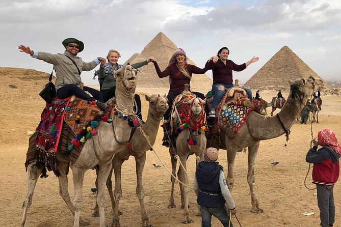 Amazing Sunrise / Sunset Camel Ride With Snacks Around Giza Pyramids (2 Hours) - Guide and Hospitality