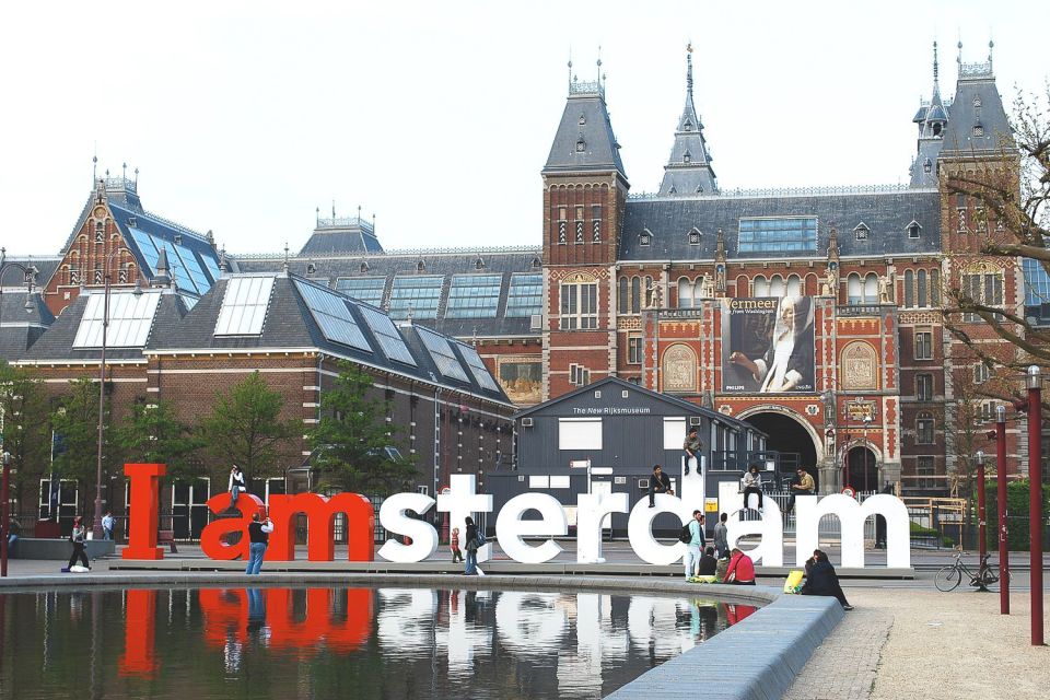 Amsterdam: Van Gogh Museum Entry and Guided Tour - Guided Small-Group Tour Experience