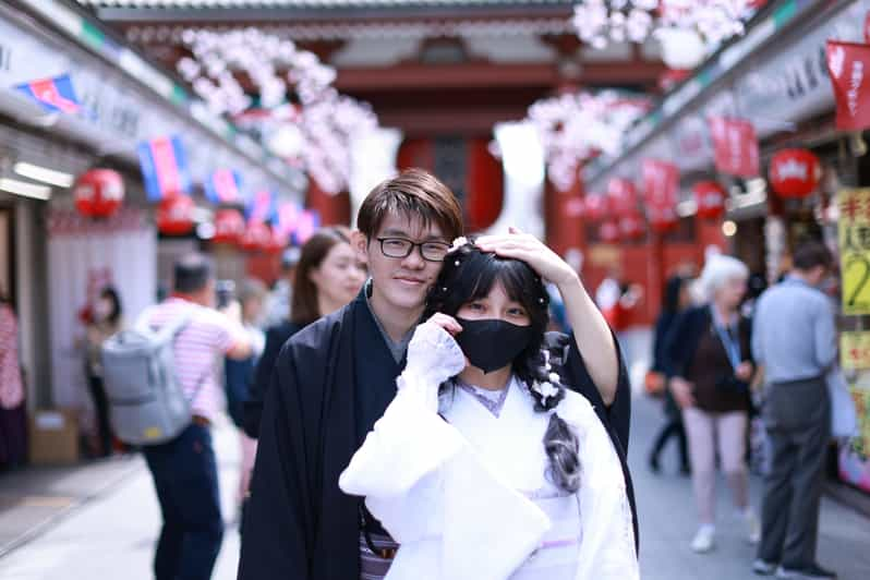 Asakusa: Portrait Tour by Professional Photographer - Restrictions