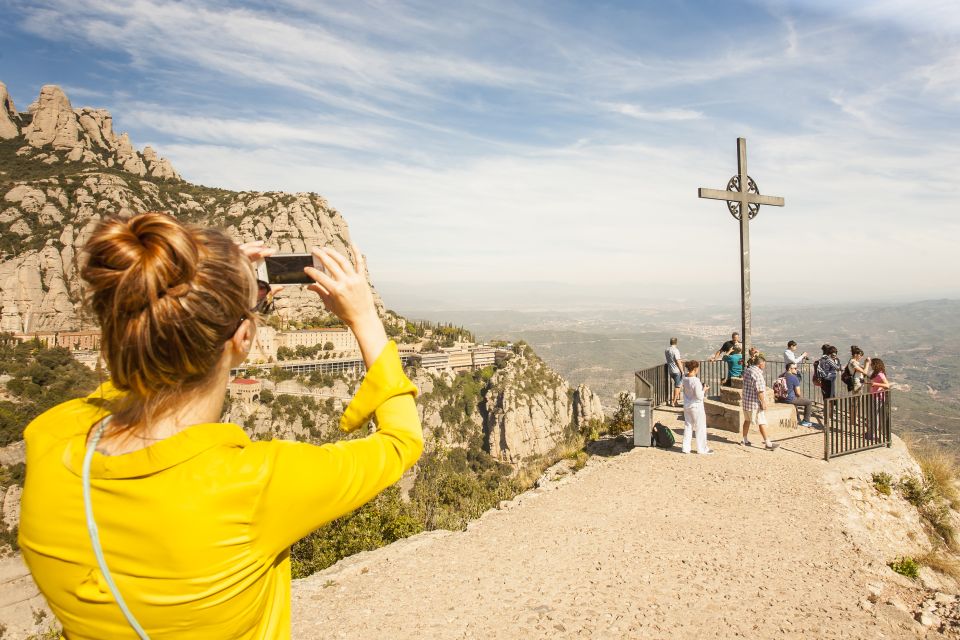 Barcelona: Montserrat With Winery Visit and Farmhouse Lunch - Penedès Wine Region