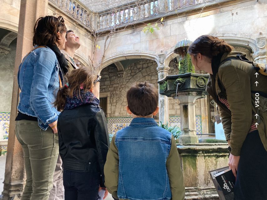 Barcelona: Private Family-Friendly City Tour - Discovering Local Shops and Treats