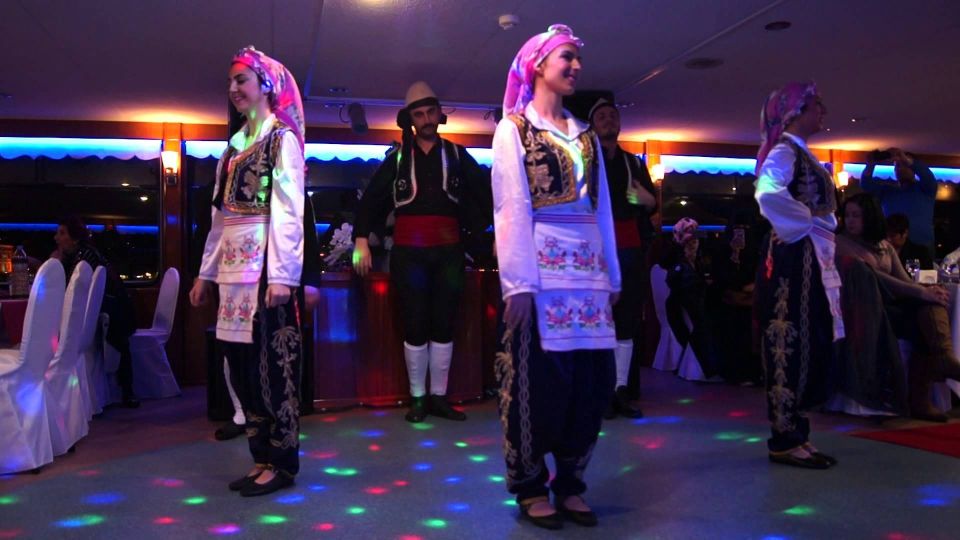 Bosphorus: Dinner Cruise With Live Performances Experience - Immersive Turkish Experience