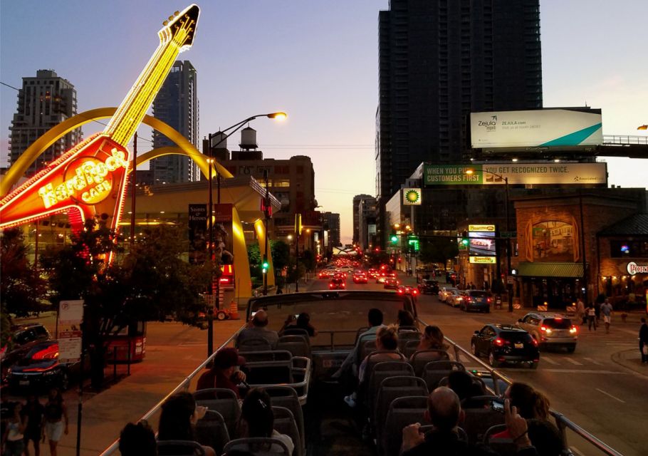 Chicago: Panoramic Sunset Tour With Live Guide - Exploring Iconic Landmarks