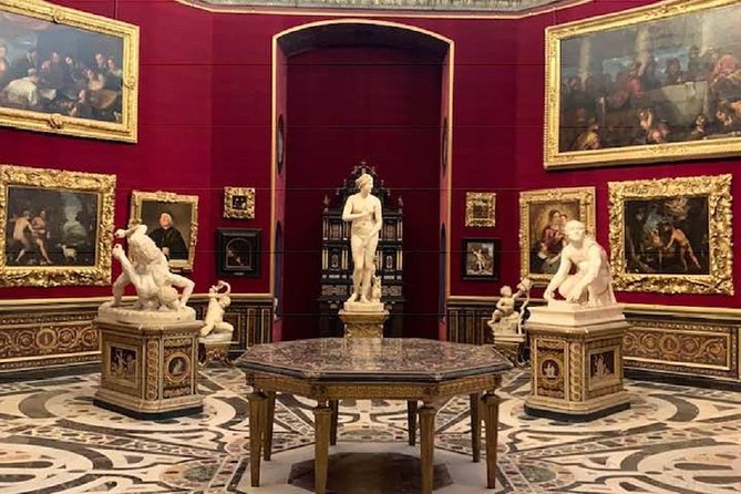 Combo Tour -Accademia Gallery & Uffizi - Group Size and Duration