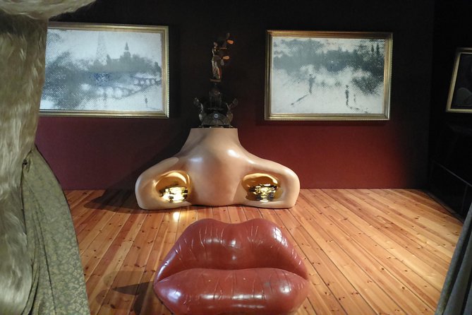 Dalí 2 Museums, Figueres and House of Portlligat Small Group From Girona - Cadaques Village