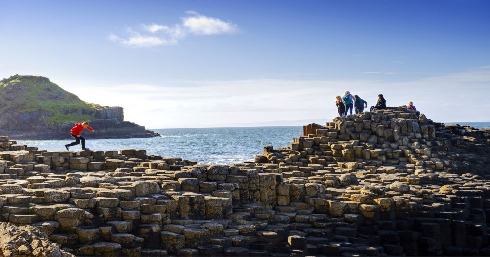 Dublin: Giants Causeway & Belfast (Titanic or Black Taxi) - Giants Causeway